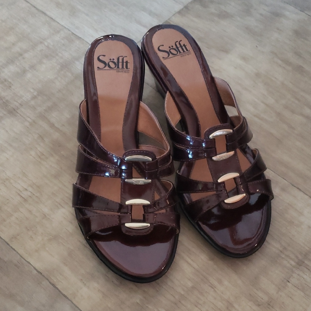 Women's Brown Slide Sandals